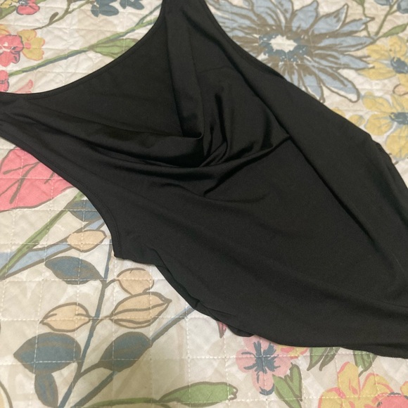 Cowl drop black top🖤 - Picture 2 of 3